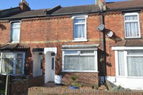 2 bedroom Terraced for sale